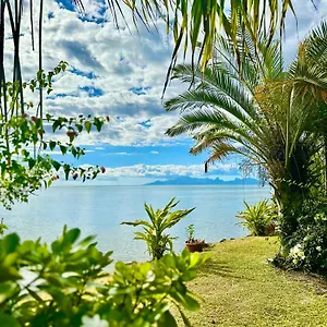 O'coco Bungalow- Breathtaking Waterfront Views, Endless Memories Holiday home Paea